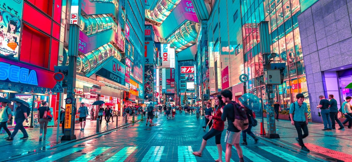 Crazy Things to Do in Japan 2